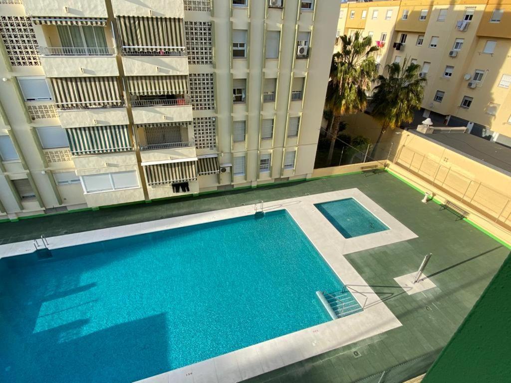 Amplio Piso En Centro De Torre Del Mar Daire Dış mekan fotoğraf